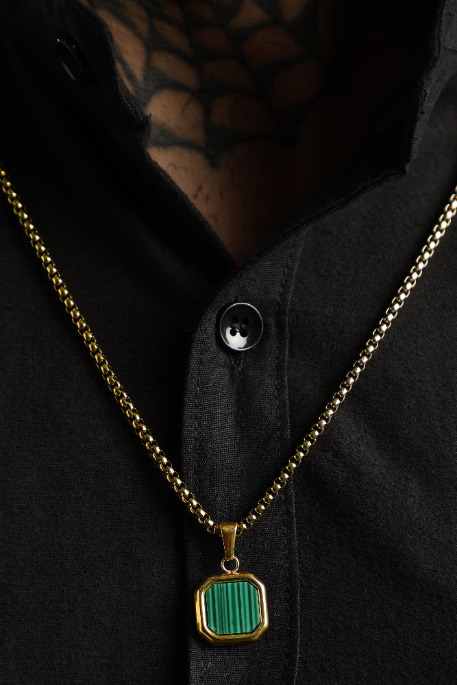 Square Pearl Signet Necklace - Emerald Green